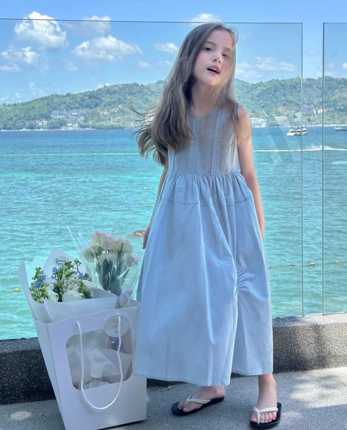 [Preorder] Bubble Pleated Vest Dress