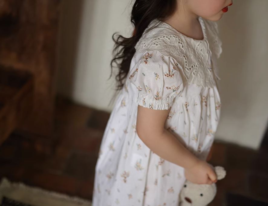 [Preorder] Lace Peter-Pan Collar Floral Dress