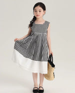 Load image into Gallery viewer, [Preorder] Gingham Square Neck Dress
