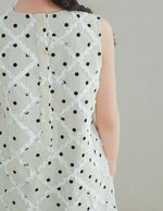 Load image into Gallery viewer, [Preorder] Polka Dots Diamond Pattern Dress
