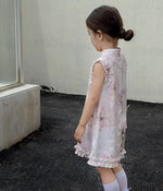 Load image into Gallery viewer, Lace Pleats Cheongsam Dress
