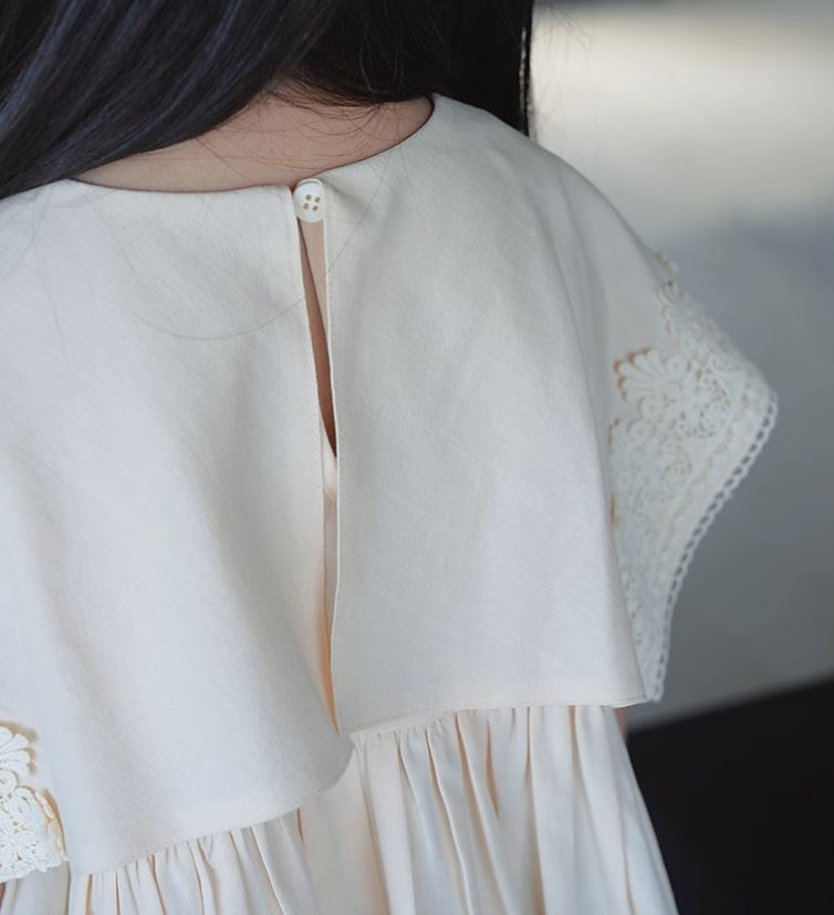 [Preorder] Square Embroidery Doll Collar Top