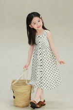 Load image into Gallery viewer, [Preorder] Classic Dot Breeze Dress

