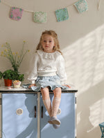 Load image into Gallery viewer, [Preorder] Eloise Ruffles Sweatshirt
