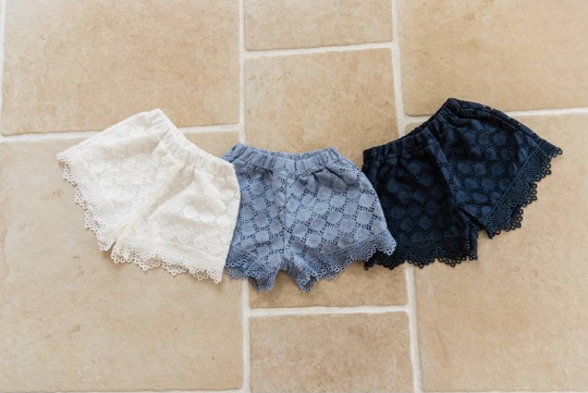 Lace Short Pants